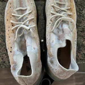 Authentic Yeezy Boost | 12